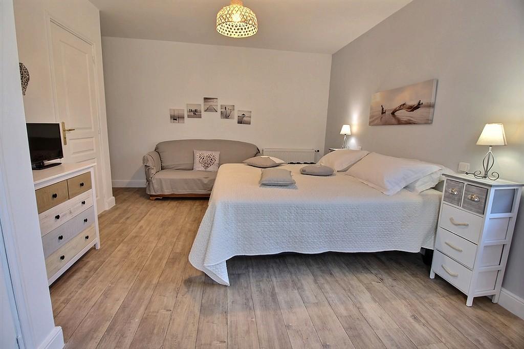 Logis Du Lievre D'Or Bed & Breakfast Montbazon Exterior photo